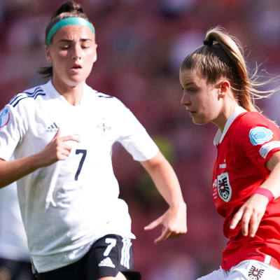 Österrike mot Nordirland i fotboll