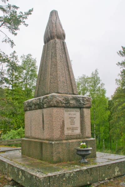 Skärgårdens frikårs monument har stått orubbad på Pensar sedan 1930-talet