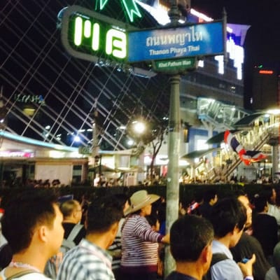 Bangkokin mielenosoitukset 21.1./lukijakuva