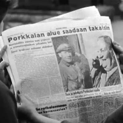 Uutinen Porkkalan palautuksesta sanomalehdessä