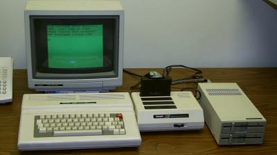 Dator från 1980-talet.