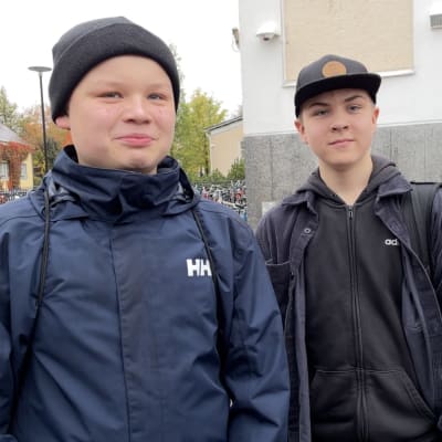 Julius Pesari ja Juha Maukonen.