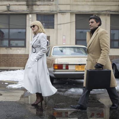 jessica chastain och oscar isaac på väg mot framtiden i A most violent year