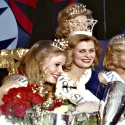 Anne Pohtamo kruunattiin Miss Suomeksi.