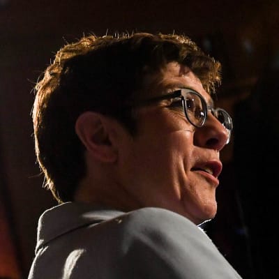 Porträtt på Annegret Kramp-Karrenbauer
