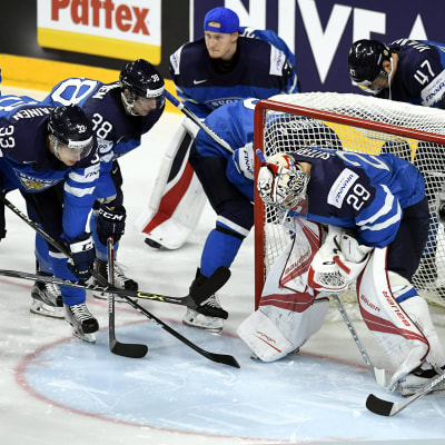 Suomen jääkiekon maajoukkue valmistautui otteluun Yhdysvaltoja vastaan torstaina 18. toukokuuta.
