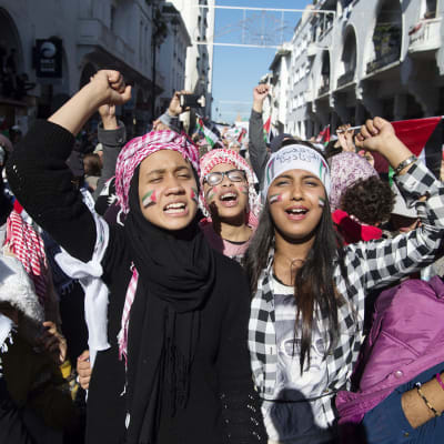Mielenosoitus Donald Trumpin lausuntoa vastaan Rabatissa, Marokossa 10. joulukuuta.