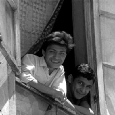 Hymyileviä damaskoslaisia vuonna 1966.