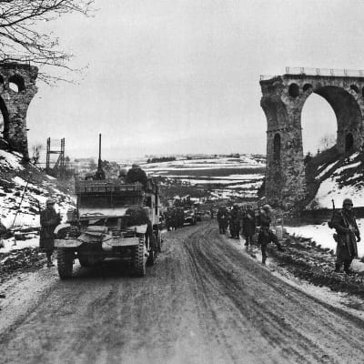 Yhdysvaltain 1.jalkaväkidivisoona saapuu Butgenbachiin