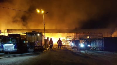 Stor brand i Rosendal i Vanda den 27 mars 2017.