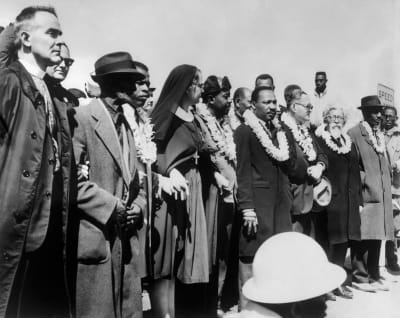 John Lewis och martin Luther King på väg till Montgomery