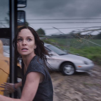 Sarah Wayne Callies i filmen Into the storm.