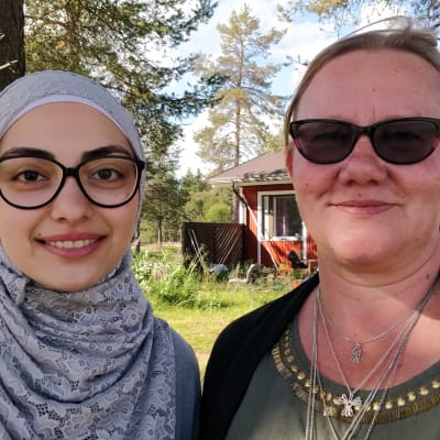 Ayah Abuhamda ja Jaana Hokkanen, pakolaiset, báhtareaddjit, Gihttel, Kittilä