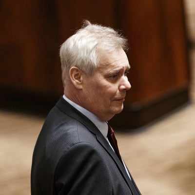 SDP:n puheenjohtaja Antti Rinne kommentoi hallituksen eroa