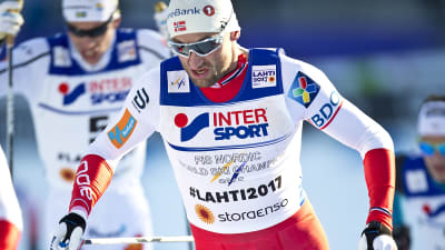 Petter Northug fick nöja sig med en åttonde plats på femmilen.