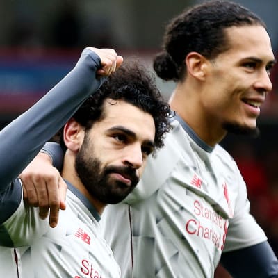 Mohamed Salah och Virgil van Dijk jublar.