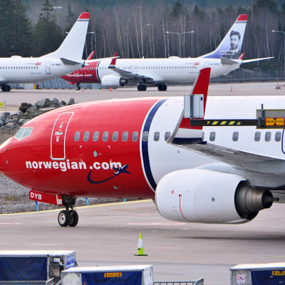Boeing 737 -koneita Arlandan lentokentällä vuonna 2015.