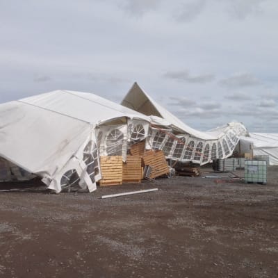 Laestadianeras tält på Söderfjärden blåste iväg i vinden 22.5.2015