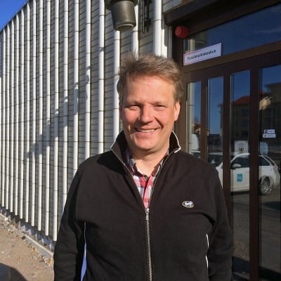Europarlamentaarikko Hannu Takkula (kesk.)
