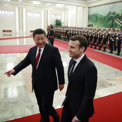 Kiinan presidentti Xi Jinping vastaanotti Ranskan presidentin Emmanuel Macronin Pekingissä 9. tammikuuta 2018.