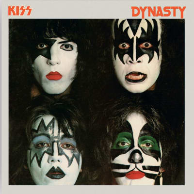 Kiss Dynasty skivomslag med fyra sminkade ansikten.
