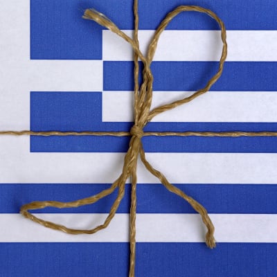 Kreikan lippu "paketoituna".