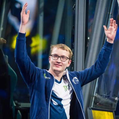 Dota 2 -pelaaja Lasse "MATUMBAMAN" Urpalainen.