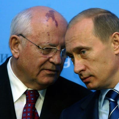 Michail Gorbatjov och Vladimir Putin