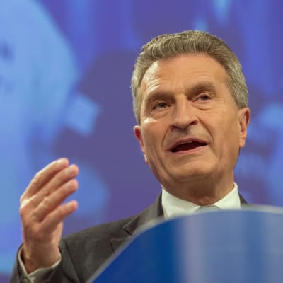 Budjettikomissaari Günther Oettinger.