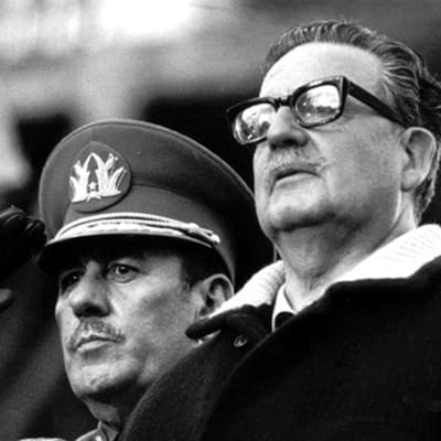 Augusto Pinochet ja Salvador Allende (1973).