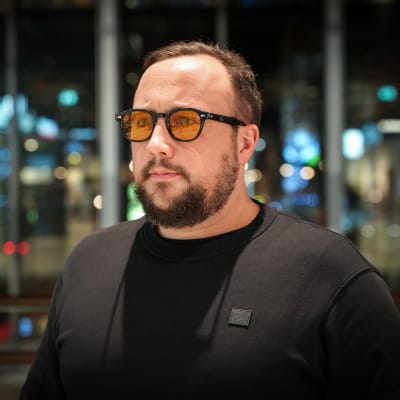 Elokuvaohjaaja Alex Noyer.