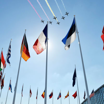 Naton päämaja sijaitsee Brysselissä.