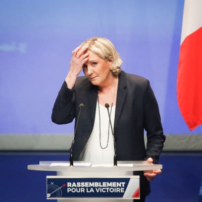 Marine Le Pen esittää Kansallinen rintama -puolueensa nimen vaihtamista Kansalliseksi liitoksi.