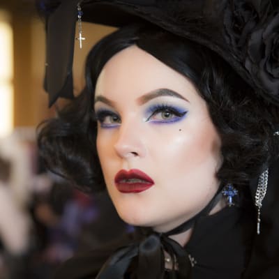 burleski, gothic lolita, Maristola Valois