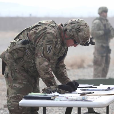 Yhdysvaltalaissotilaat kouluttivat sotilaita Afganistanissa 2. helmikuuta. 