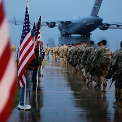 USA:n sotilaita lähdössä kohti lähi-itää