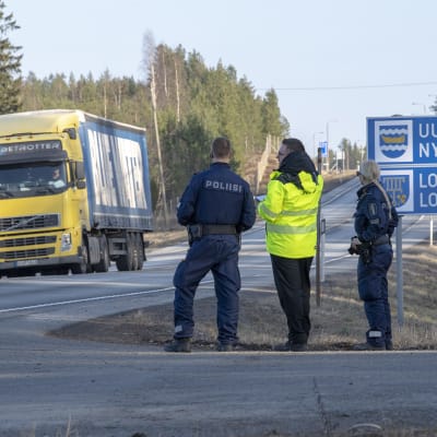Poliisi suunnitteli liikennejärjestelyjä maakunnan rajalle Porin tiellä torstaina 26. maaliskuuta.