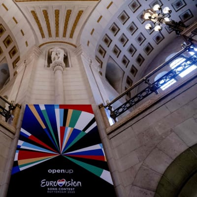 Eurovision laulukilpailun lippu Rotterdamissa, Alankomaissa.