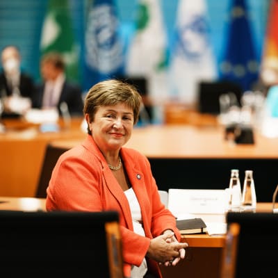 Kansainvälisen valuuttarahaston johtaja Kristalina Georgieva tapasi liittokanslseri Angela Merkelin ja talousjärjestöjen edustajia Berliinissä 26. elokuuta