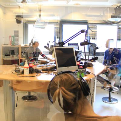 Ylen Radio Vegan studio.