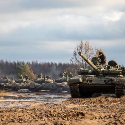 Ukrainalaisia panssarivaunuja 
