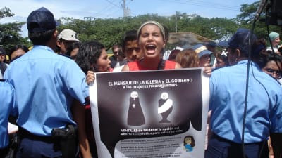 I Nicaragua kämpar kvinnor för rätten att ta abort. Kampen har hittills pågått utan resultat.