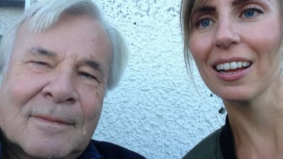 selfie av jan guillou