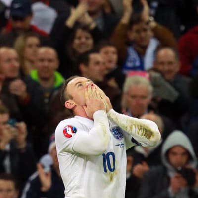 Wayne Rooney i EM-kvalmatchen mot Slovenien 2014