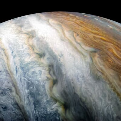 Jupiter sedd från rymdsonden Junos perspektiv.
