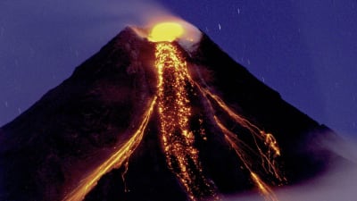 Lavaflöden från vulkanen Mayon.