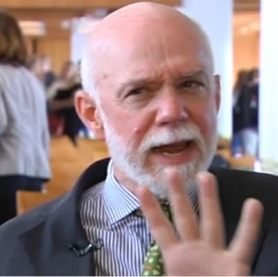 Richard Armstrong avbröt intervju med Yle efter obehalglig fråga den 4 juni 2014.