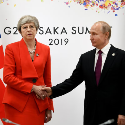 Britannian pääministeri Theresa May ja Venäjän presidentti Vladimir Putin kohtasivat G20-maiden kokouksen yhteydessä Japanin Osakassa.