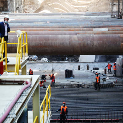 Kuvassa on Moskovan metron rakennustyömaa.