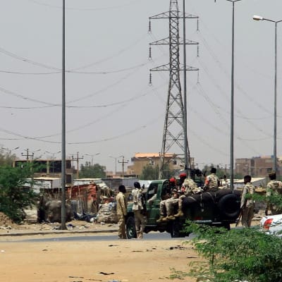 Soldater i staden Khartoum i Sudan.